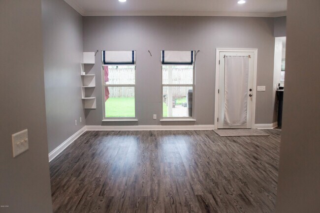 Building Photo - 2614 Paige Cir