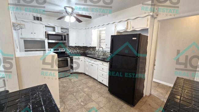 Building Photo - 4 Bedroom Rental in Del City