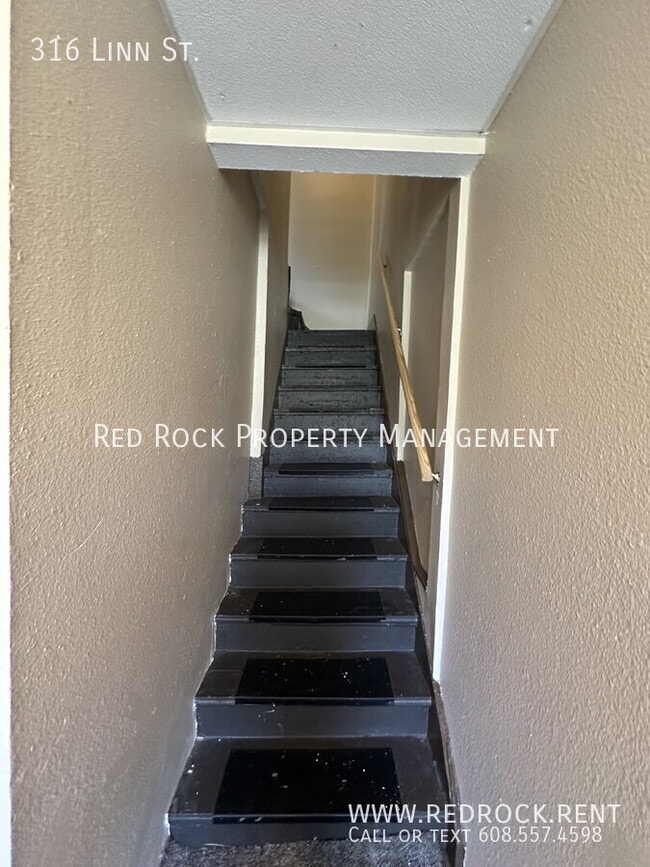 Foto del edificio - 316 Linn St