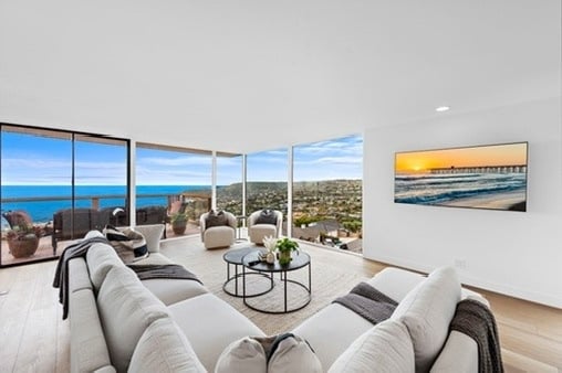 Family room with spectacular views - 1339 La Mirada St