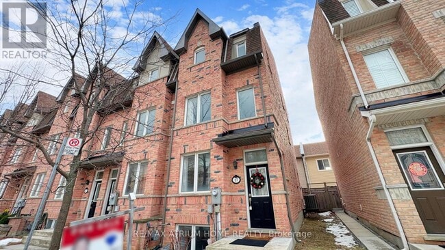 Photo du bâtiment - 17 Kawneer Terrace