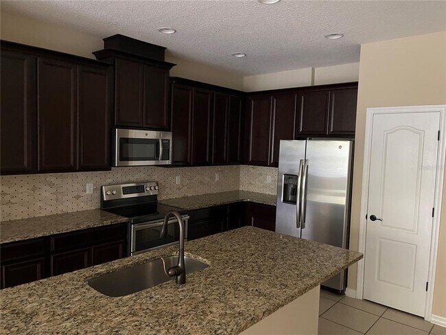 Foto del edificio - 2949 Econ Landing Blvd