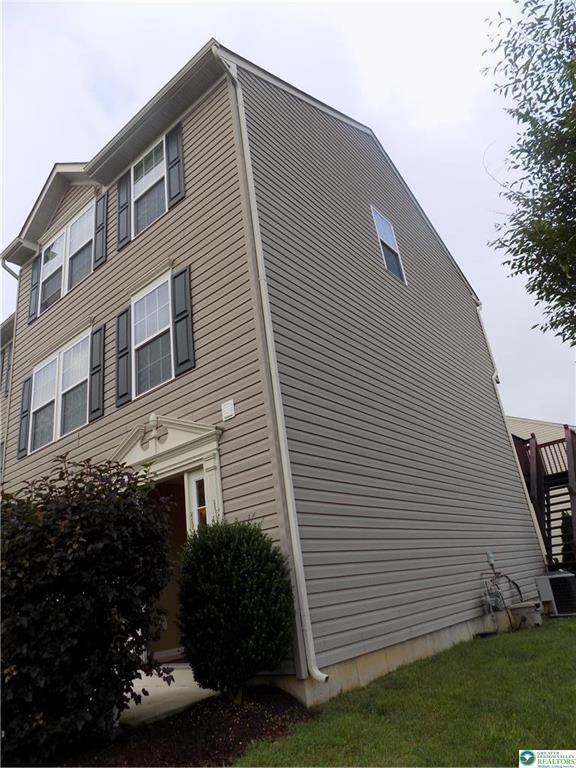 Foto del edificio - 1145 Sparrow Way