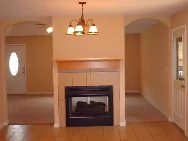 Foto del edificio - 300 Cleese Ct