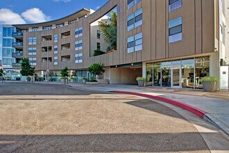 Welcome to Fiona Apartments: A Captivating Exterior View - Fiona