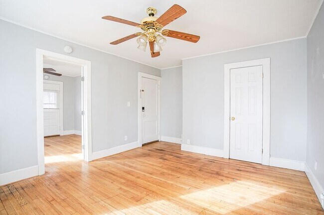 Foto del edificio - 341 Hampden St