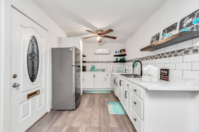 2422 Truxillo St Unit Apartment, Houston, TX 77004 | Apartments.com