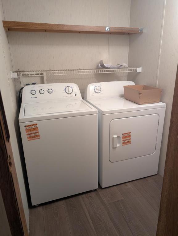 Foto del edificio - 2127 County Rd 855