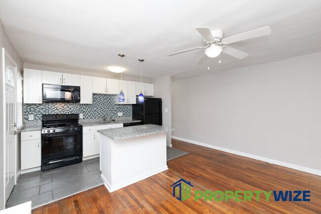 Foto del edificio - 4217 Chatham Rd - B