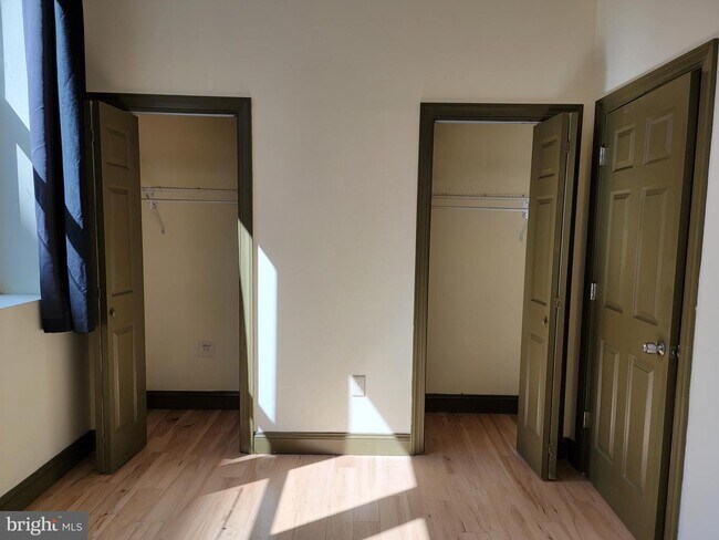 Foto del edificio - 439 N 13th St