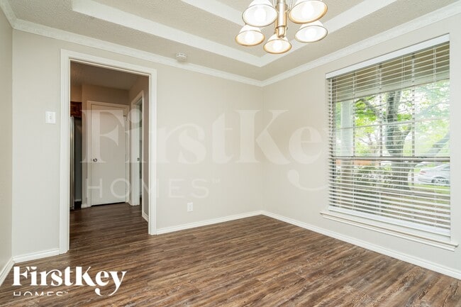 Foto del edificio - 635 Truman Ct