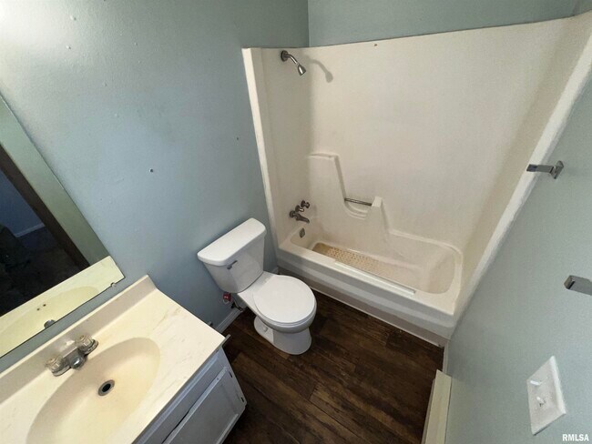 Foto del edificio - 107 Park View Ct