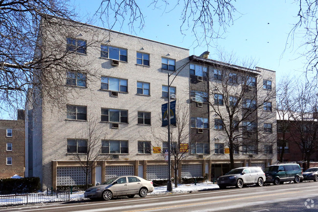 Building Photo - Rogers Park