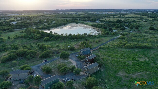 Foto del edificio - 5024 S Old Bastrop Hwy