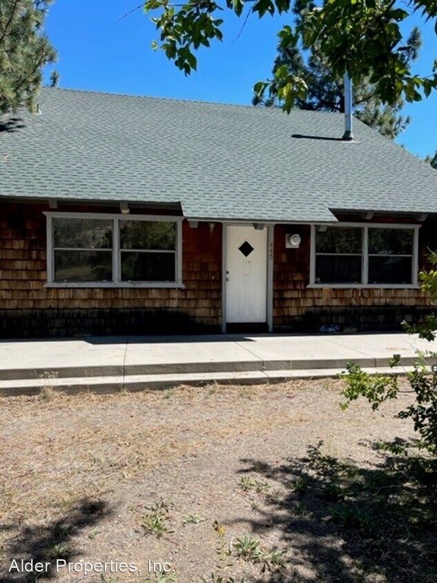 Primary Photo - 3 br, 2 bath House - 445 Hill Lane #A