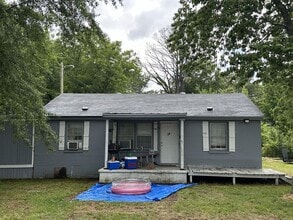 Building Photo - 441 Rd 1205