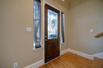 Building Photo - 1717 Aden Mist Dr