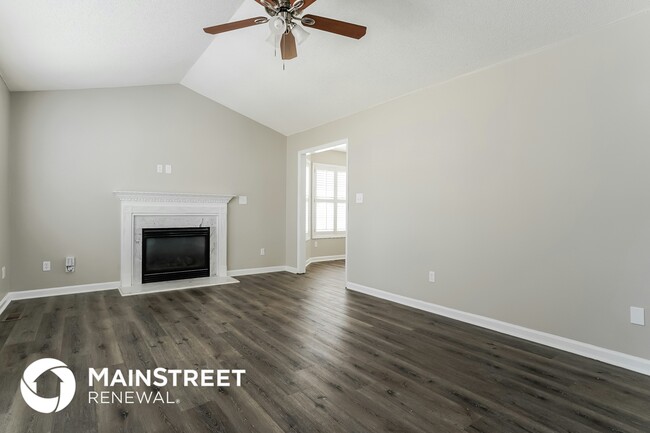 Building Photo - 509 Southampton Dr