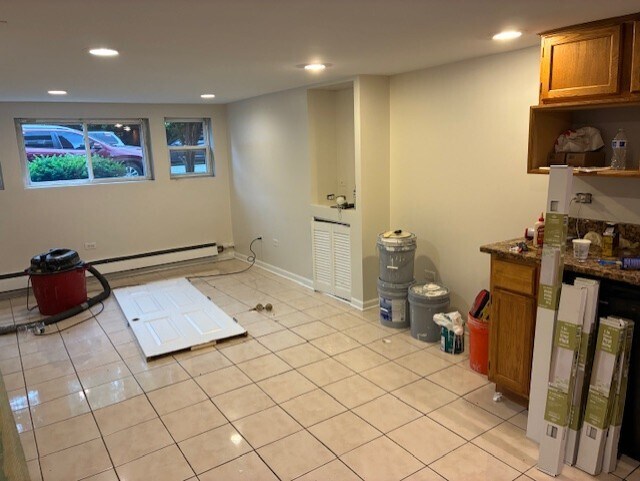 Living room - 2232 Ridgeland Ave