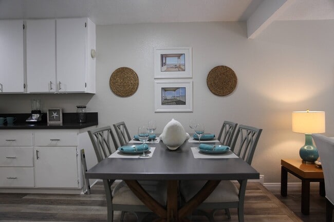 Building Photo - 33901 Copper Lantern St