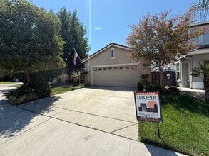 Building Photo - 1068 San Ramon Ave