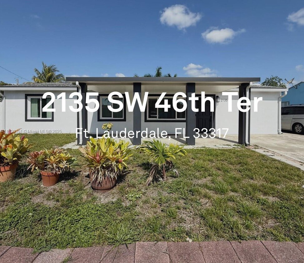 Foto principal - 2135 SW 46th Terrace