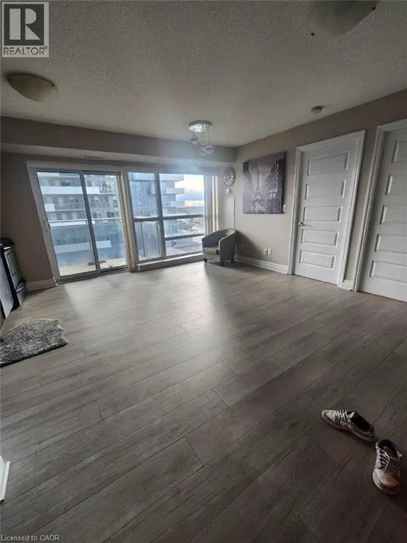 Building Photo - 215 Queen St E