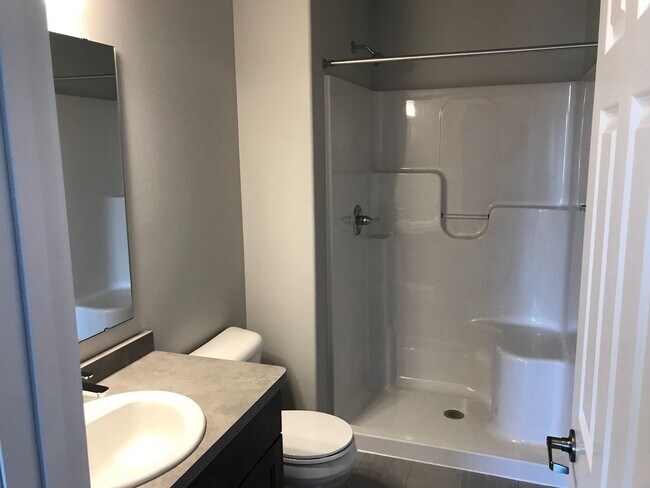 Foto del edificio - 2613 5th Ct W