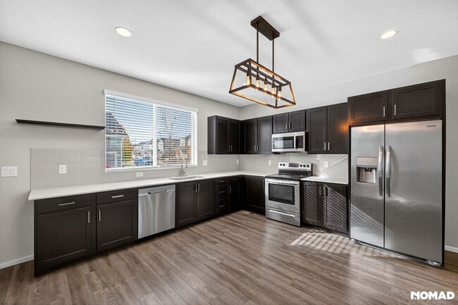 Building Photo - 4672 Clear Creek Dr