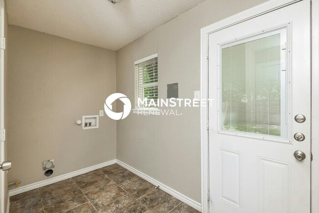Photo - 3 Bedroom Pet-Friendly Home in White Settl...