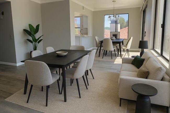 Building Photo - 43376 Cook St