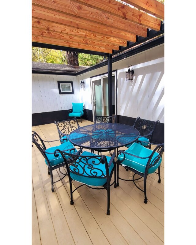 Foto del edificio - 2 Newtown Turnpike