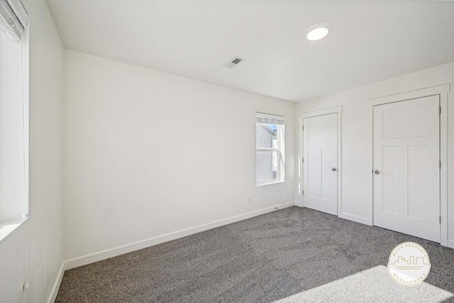 Foto del edificio - Dublin Farms Townhomes