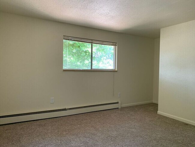 Foto del edificio - Great Condo Next to CSU