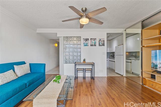 Building Photo - 2092 Kuhio Ave.