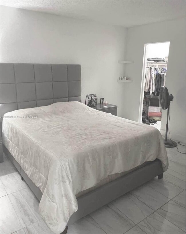 Foto del edificio - 10801 SW 109th Ct