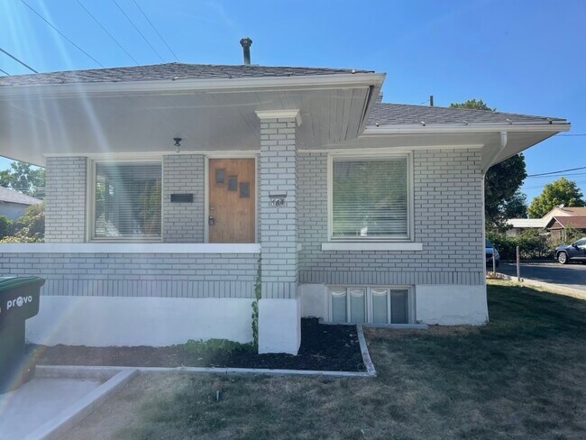 Building Photo - 144 S 500 W