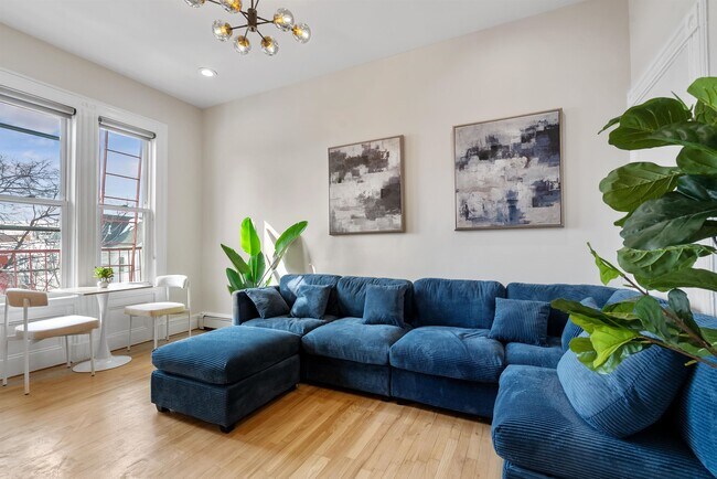 Foto del edificio - 155 Bowers St