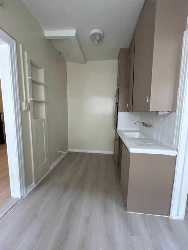 Foto del edificio - 4017 W 28th St