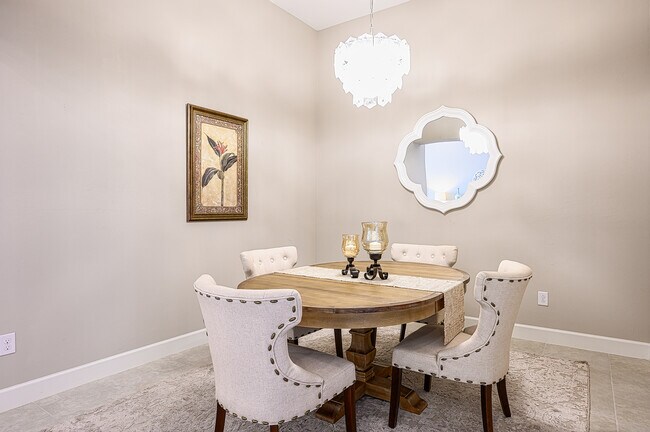 Den/Dining area - 9420 Benvenuto Ct