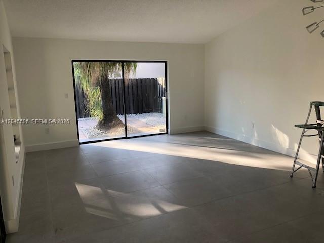 Building Photo - 9124 SW 112th Ct