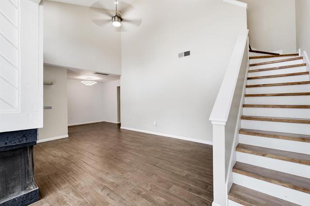 Building Photo - 9254 Forest Ln