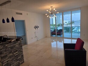 Building Photo - 7900 Harbor Island Dr