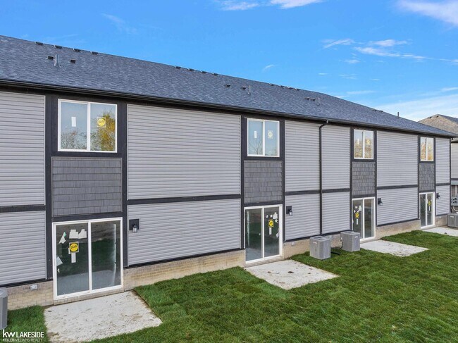 Building Photo - 51397 Pier Dr