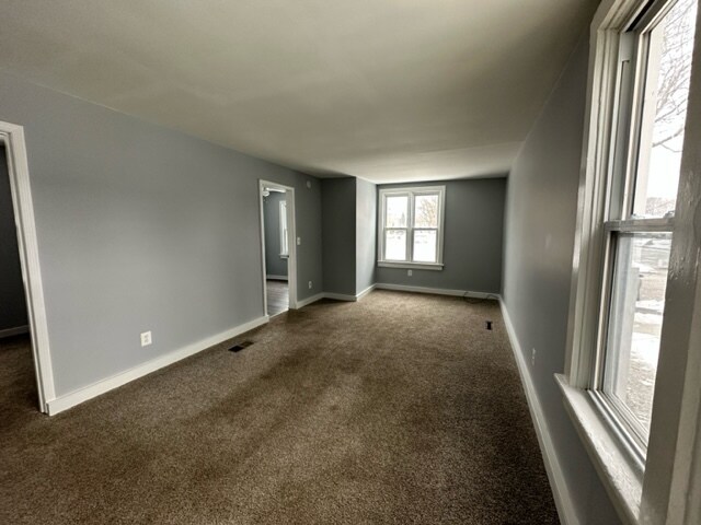 Building Photo - 827 Elk St