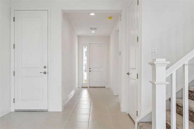 Building Photo - 3442 Great Banyan Way