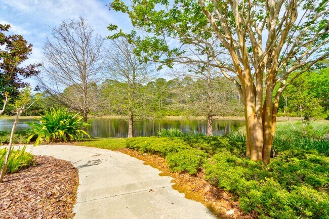 Building Photo - 1106 Hansberry Ct