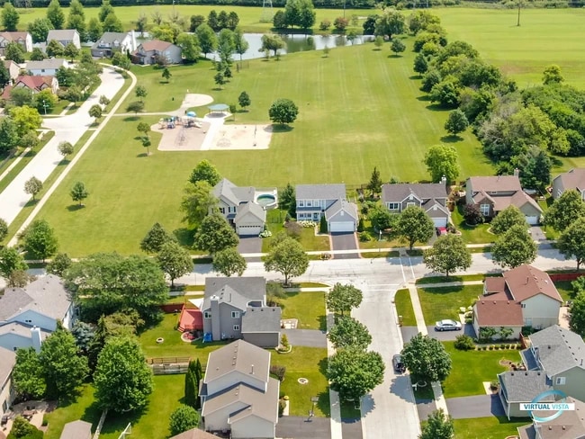 Building Photo - 3270 Hopewell Dr