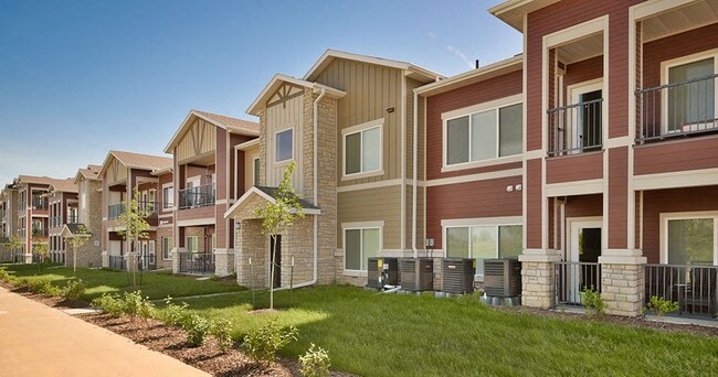 Foto del edificio - The Venue at Werner Park Apartments