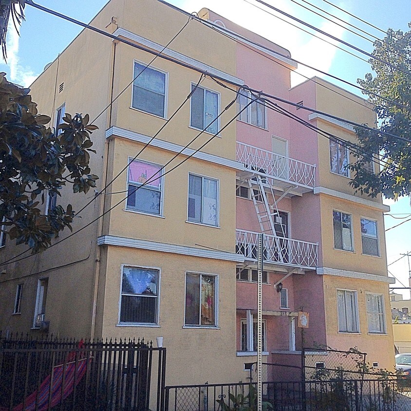 Building Photo - 1948 Bonsallo Ave